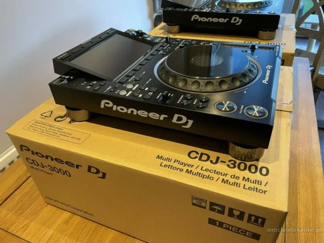 Pioneer CDJ-3000 Multi-Player / Pioneer DJM-A9 DJ Mixer / Pioneer DJ DJM-V10-LF Mixer / Pioneer DJM-S11 / Pioneer CDJ-2000NXS2 / Pioneer DJM-900NXS2 / Pioneer CDJ-Tour1 / Pioneer DJM-TOUR1 / Pioneer XDJ-XZ DJ System / Pioneer XDJ-RX3 DJ System / Pioneer OPUS-QUAD DJ System / Pioneer DJ DDJ-FLX10